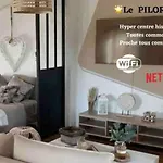 Le Pilori - Centre Historique, En Face Du Musee Du Pilori, A 2Mn A Pied De L\'Hyper Centre Et Proche Toutes Commodites, Wifi-Netflix